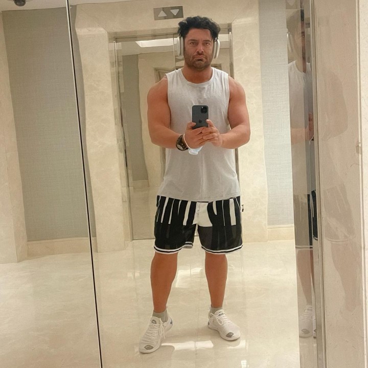 محمدرضا گلزار
