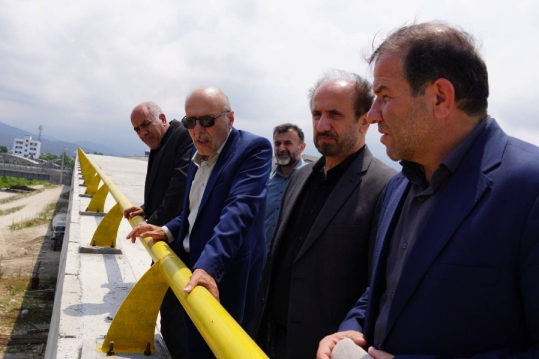 بازدید مدیران ارشد اقتصادی و برنامه‌ریزی مازندران از بندر نوشهر/ تأکید بر توسعه زیرساخت‌ها و تقویت نقش اقتصادی بند