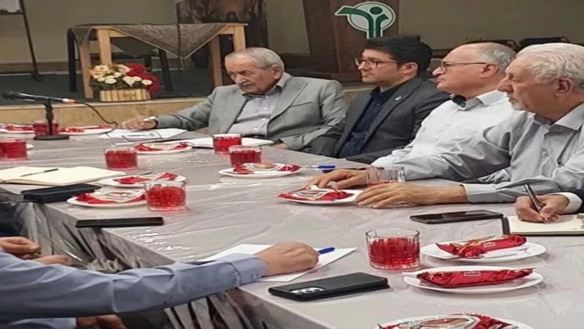 تمرکز بیمه دی و صندوق بازنشستگی بر تکریم بازنشستگان