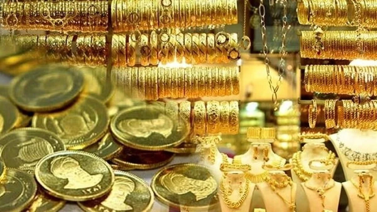 دلار دوباره بالای ۲۷۰ هزار تومان رفت، حباب سکه کاهش یافت