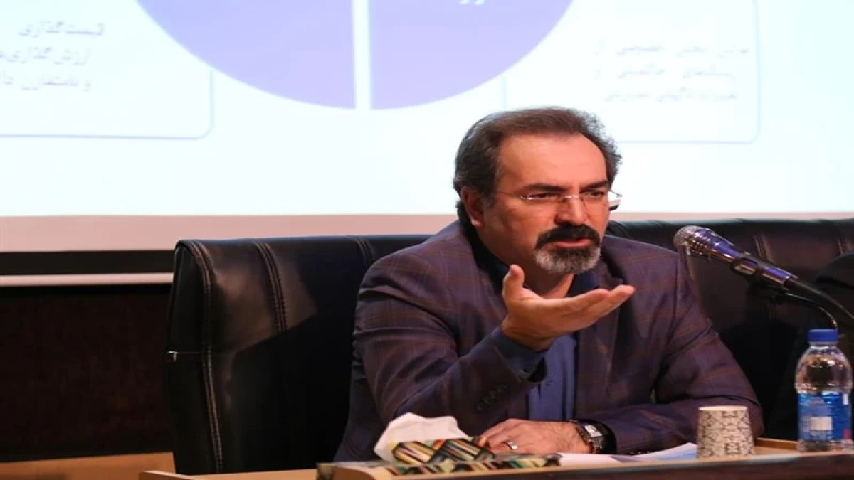 پناهی: خصوصی‌سازی صندوق‌های بازنشستگی نیازمند مدل جدید و متناسب با بنگاه‌های بزرگ‌مقیاس است