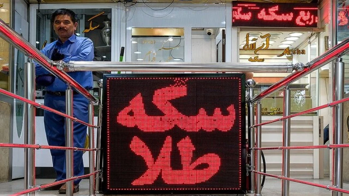 دلار به ۲۶۷ هزار تومان نزدیک شد؛ سکه در آستانه ۲۷۰ میلیون تومان