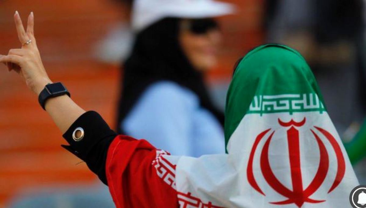 بانوان هم تماشاگر بازی ایران لبنان شدند/افزایش ظرفیت تماشاگران به ۵۰ هزار نفر
